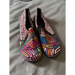 Molas Women's Embroidered Slip On Shoes Size 40 10 Colorful Boho Casual hippie